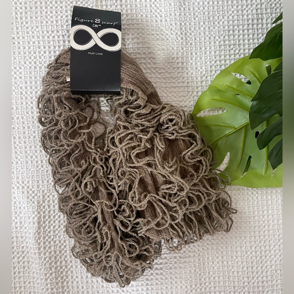 NWT Infinity Knit Scarf